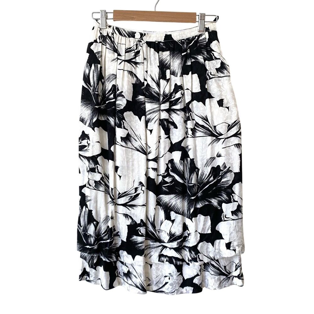 Vintage Valentino Silk Skirt 70's Women's 10 Small Black‎ White Floral Pleated